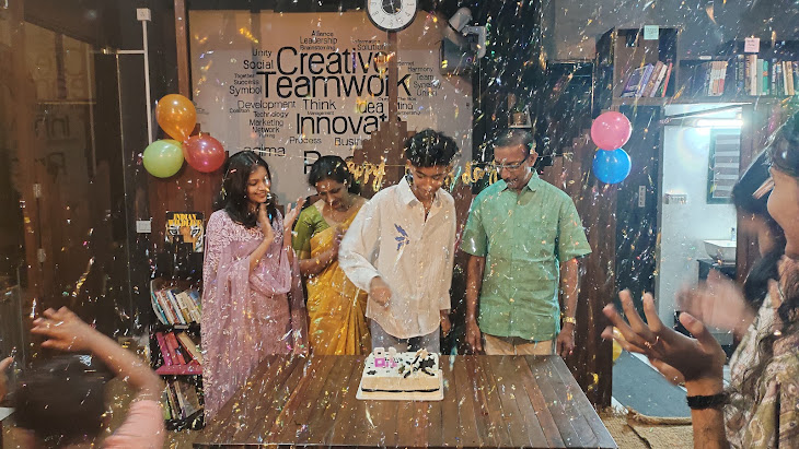 Cake cutting in the Forwords reading room